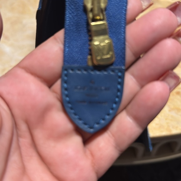 Authentic Louis Vuitton Epi Riviera - Picture 8 of 12